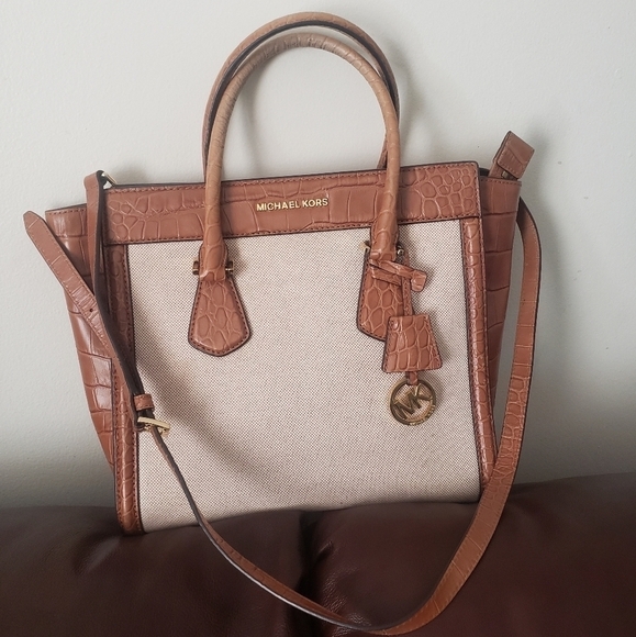 MICHAEL Kors Colette Walnut Medium Messenger Satchel Bag - Picture 4 of 16